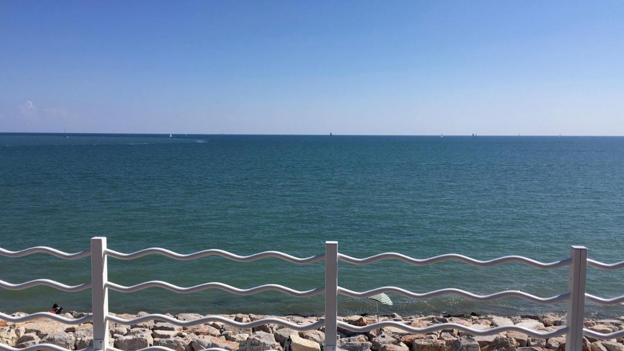 Ca Dell'Angelo - Caorle Aparthotel Kültér fotó